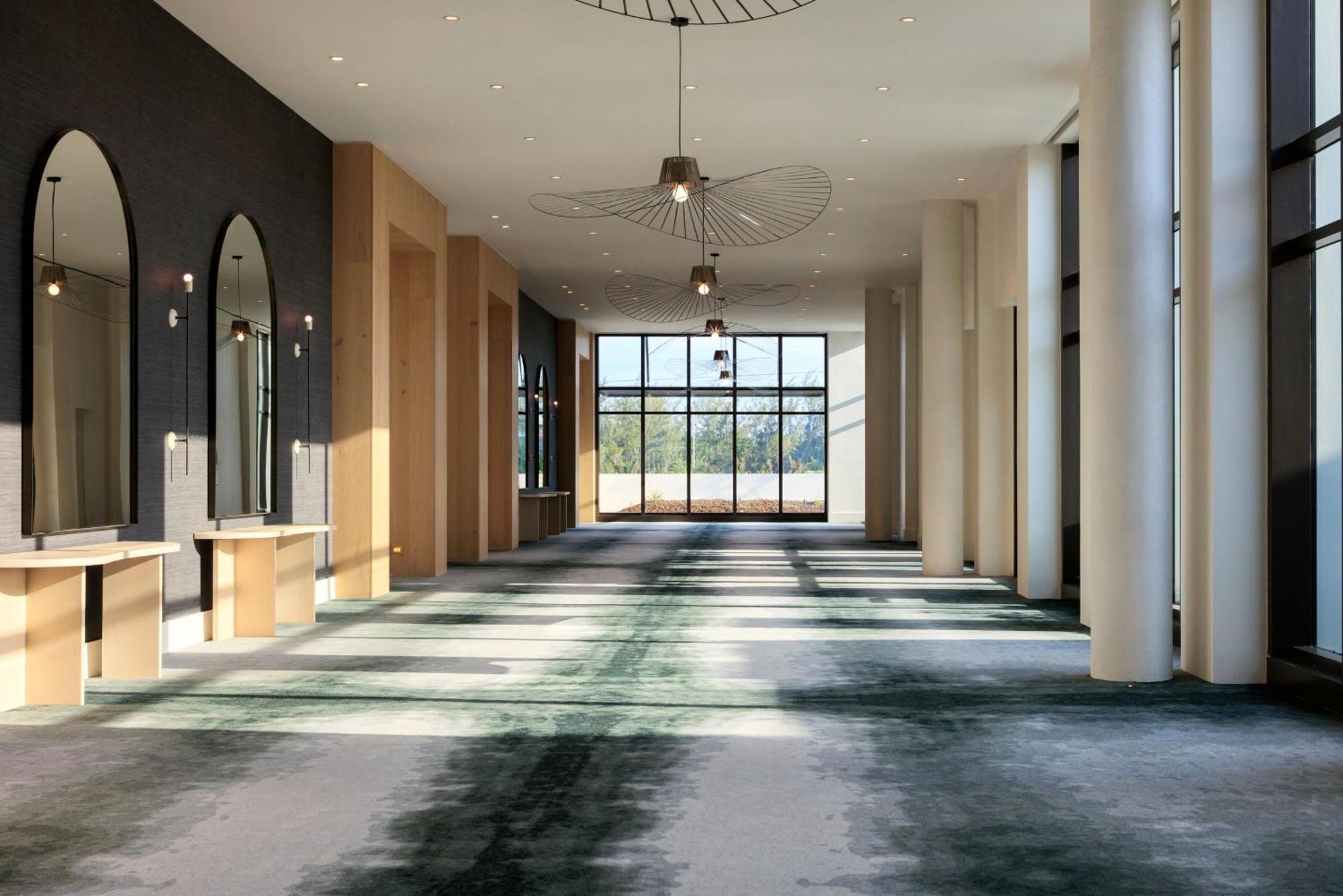 Hotel Indigo Grand Cayman By Ihg West Bay Extérieur photo