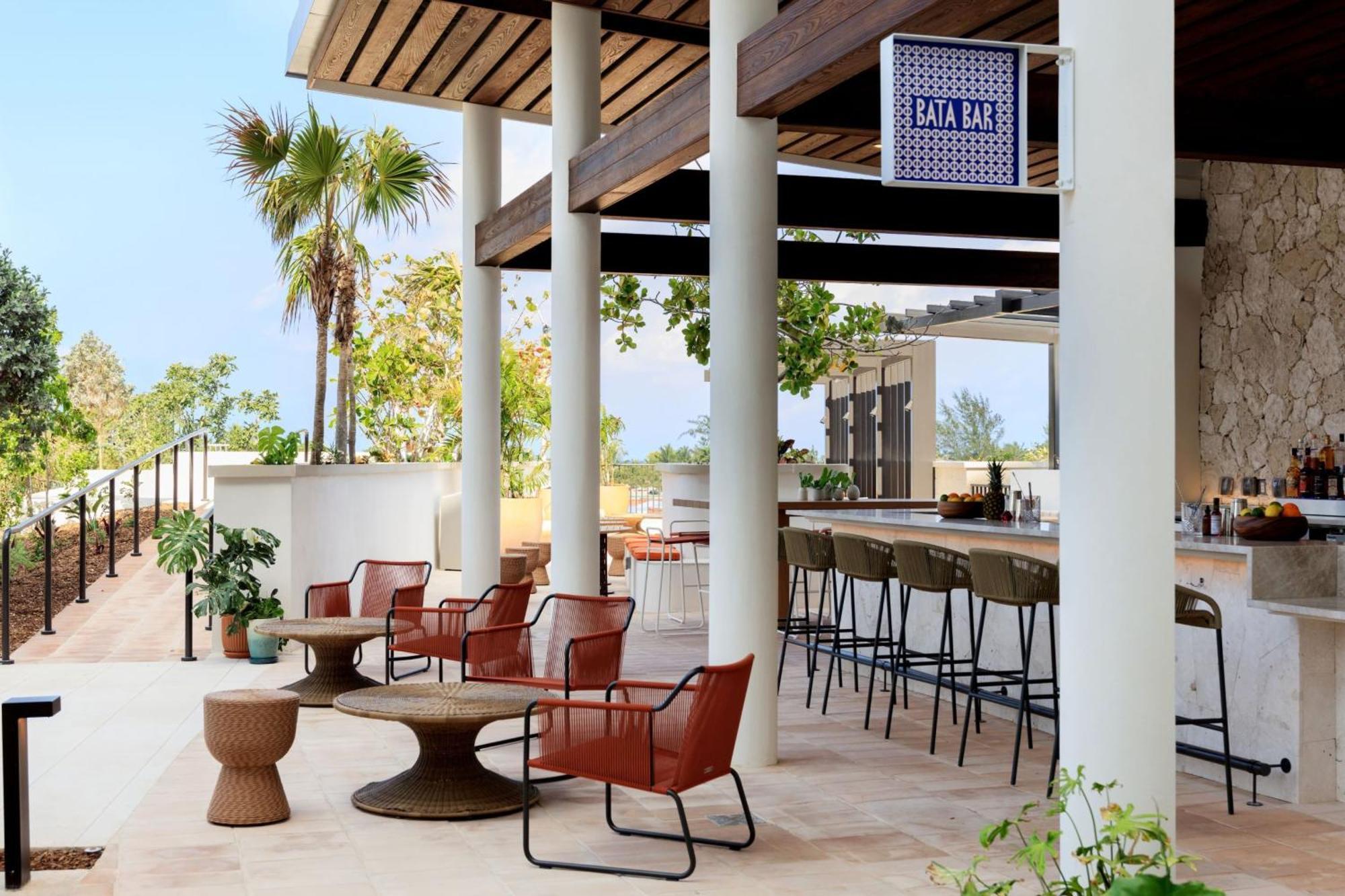 Hotel Indigo Grand Cayman By Ihg West Bay Extérieur photo