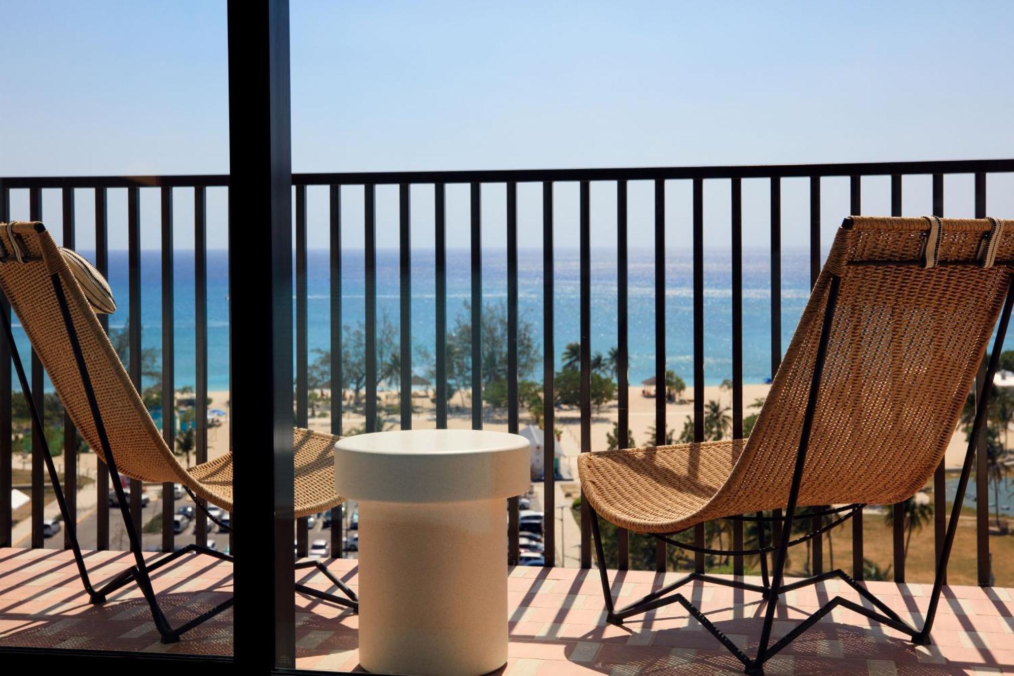 Hotel Indigo Grand Cayman By Ihg West Bay Extérieur photo